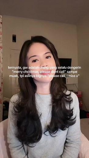 Makna lagu “Merry Christmas, Please Don't Call” — arti 'I Miss You'