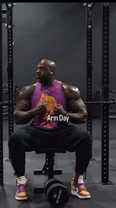 Arm Day Superset 🔥💪 We turned up the intensity with a nonstop biceps & triceps session. Every movement was paired up for maximum pump and balance: • Dumbbell Hammer Curls (Cross-Body) – 4×12 🔗 Superset w/ Rope Cable Pressdowns – 4×15 (not shown in video) • Dumbbell Wall Curls – 4×10 🔗 Superset w/ Cable Skull Crushers – 4×12 • Concentration Curls – 4×10 🔗 Superset w/ Seated Dumbbell Overhead Extensions – 4×12 This one had the arms screaming by the end. Supersets keep the pace high and the pu