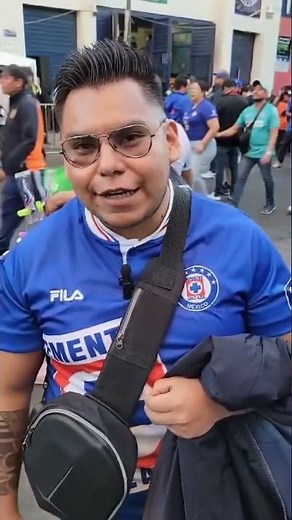 ¡LO RECUERDAN CON CARIÑO! Mensaje de la afición de #CRUZAZUL al #CATA DOMINGUEZ