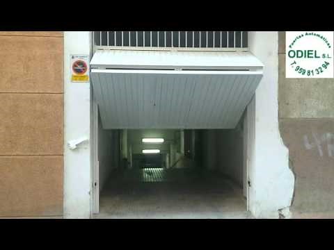 Instalación de Puerta Basculante Automática