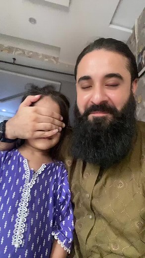 Mfunny moment #trending #viral #niece #pakistan #ClosedEyesChallenge