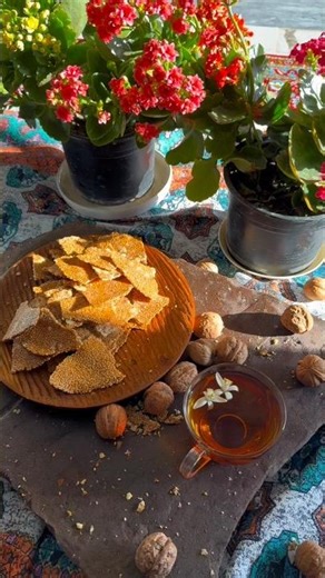 "Sesame Sohan, a traditional Iranian sweet"😋