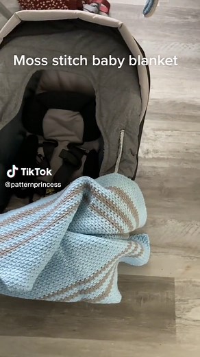 Easy Beginner Car Seat Blanket Crochet Pattern
