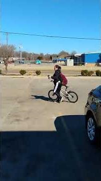 A customer confronts thief who stole out his yard