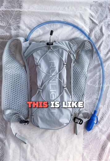 So practical! The fashionable running vest-lightweight but mighty 🧐🤓#fy #runningvest #runlight #runtok #marathon @Runlight Bags UK