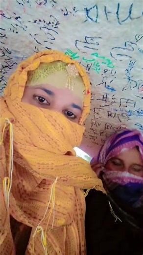 warda and students ghare sor ma alhamdullah