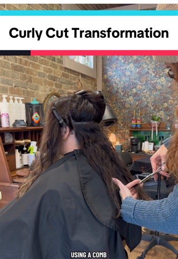 I love reshaping my curly hair clients, but I need to address something… You’re, in fact, seeing this correctly, I am NOT using a comb in my client’s hair. And you won’t see me doing that in really any of my other videos either. I don’t like using a comb on curly hair because it not only makes the hair too tight so too much hair will come off after taking scissors to it, but it also frizzes up the curls so I can’t find what those natural patterns will do and where they’ll sit after cutting. 9 ti