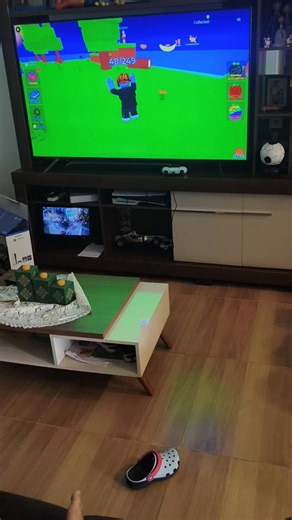 Anibal Arguello on Instagram: "Buscando excusas para el castigo.. no deja el control"