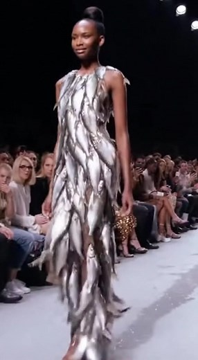 Model Stuns in Dress Made of Live Fish