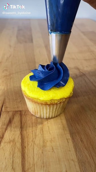 Fun Disney Princess Cupcake Decorating Ideas