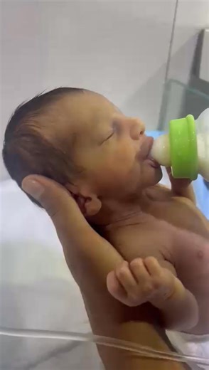 75K views · 2.7K reactions | cute baby feeding with extra care and love #feeding #bottlefeeding #feedingtrial #viral #viralbabies | Boom Boom Studio Babies | Facebook