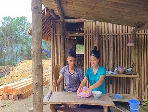 458K views · 6.8K reactions | Sawing wood, transporting wood back home, building a new house. | Bushcraft TV | Facebook