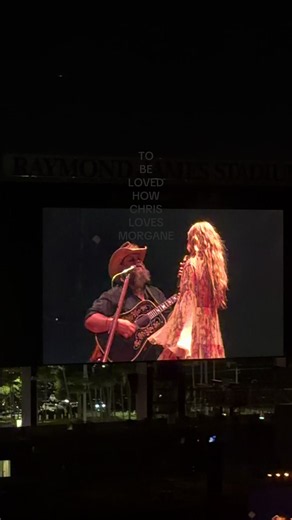 Chris & Morgane Stapleton chemistry performing To Be Loved