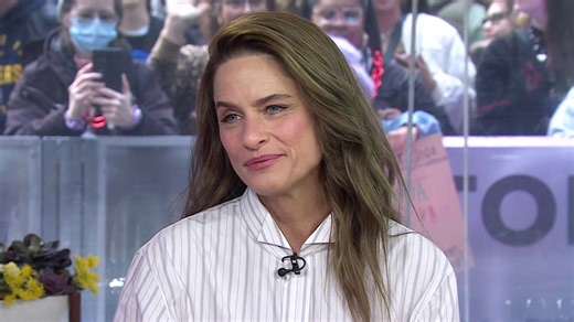 Amanda Peet Talks About Her First Feature Film in Over a Decade