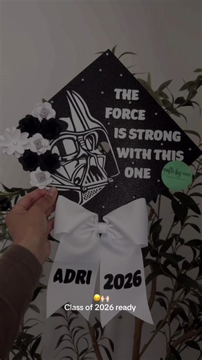Creative Star Wars Theme Graduation Cap Design