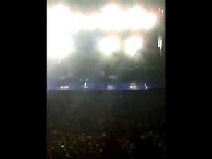 The Wanted O2 Dublin Siva with the irish flag and talking to the crowd