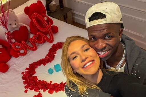 Casal do ano? Vinicius Júnior e Virginia assumem relacionamento