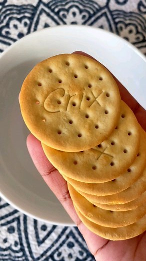 56 reactions · 9 comments | Just a quick quick quick snack來 | Crix | Facebook