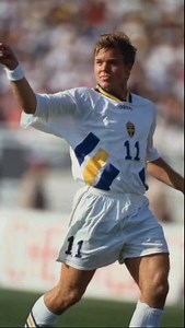 TOMAS BROLIN 🇸🇪 – GOAL VS ROMANIA 🇷🇴 (1994) #tomasbrolin #brolin #sweden #parma #leedsunited #worldcup | VM Soccer Legends