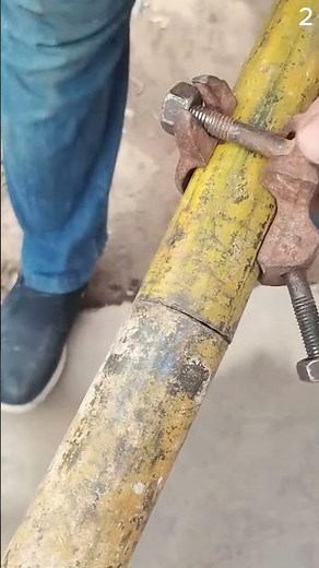 Proses menyambung pipa besi menggunakan pengunci besi sederhana #shorts
