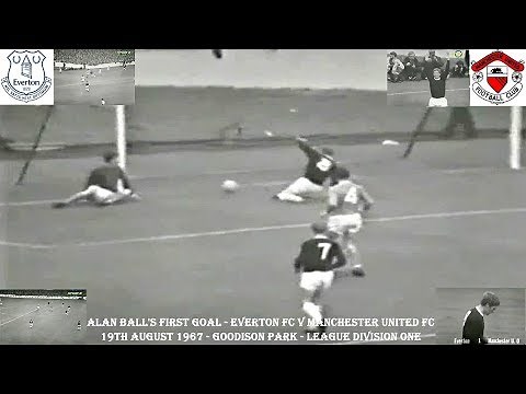ALAN BALL SCORING FIRST GOAL - EVERTON FC V MANCHESTER UNITED FC - 19TH AUGUST 1967 - GOODISON PARK