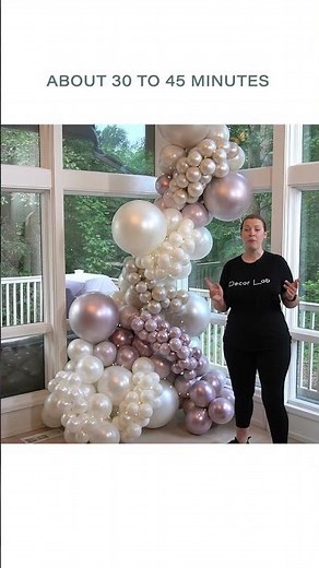 450 Balloons + 45 Minutes = Stunning Balloon Backdrop!
