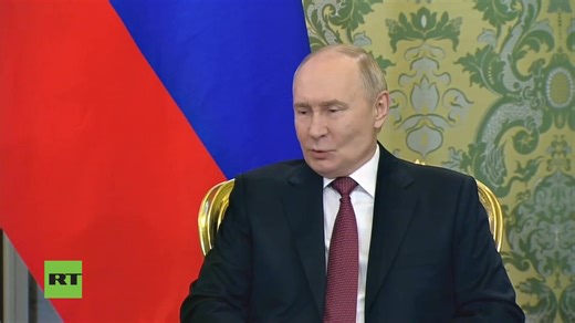 Lors de sa rencontre avec le nouveau chef de l'État syrien, Vladimir #Poutine a rappelé que les relations entre la Russie et la #Syrie étaient historiquement amicales et solides. RT en français • Osez questionner ! | Bamadio Tidiane