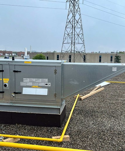 At Metric Air Limited, we give it our all to deliver top tier results. 🌟Recent Makeup Air Unit, Gasline, Exhaust fan and rooftop unit installation done by our team. Reach out to us today for any type of installation. #hvac #hvactechnician #hvaccontractor #hvaccommercial #kitchen #restaurants #residential