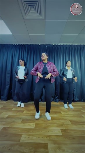 🔥 Aanddava Aanddava!Feel the rhythm. Watch the moves. Join the dance! 💃✨