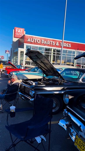Winnipeg Sunday Night Cruise! #ponycorral #fatguysautoparts #willysgarage | Willy Williamson