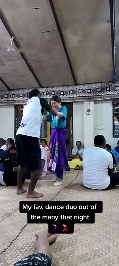 TBT my brother's and them Kava Barrel Night at Namosi Hall, Navua on 17/11/22. Out of the many people that stood up and dance 💃 they were my favorite, enjoyed watching them👌🥰 #Delaiyatova #Throwback #KavaBarrel #17Nov22 #Dance #sigidrigi #kavadrinking #fijianway #oileiinavua #tiktokfj🇫🇯