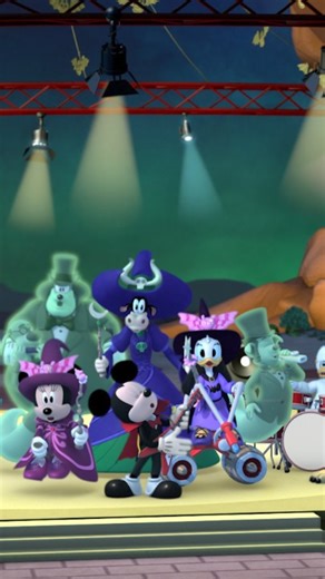 This one's for your Halloween playlist 👻 Add the Spooky Spirit song here ⬇️ http://di.sn/6180ANaCp 🎥: Mickey’s Tale of Two Witches | Disney Jr.