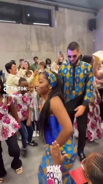 Mariage Coutumier et Danse Mundele au Congo