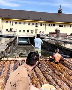 You're definitely getting soaked on this giant log flume 😮💦 | LADbible New Zealand