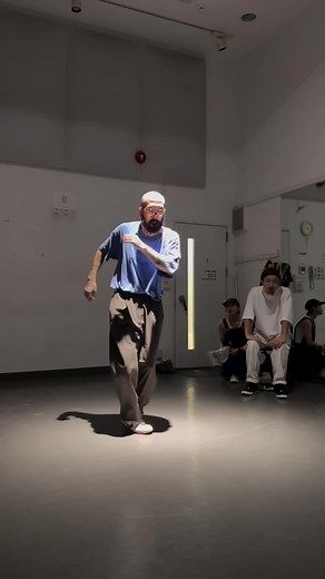 Kikz Katika: Dance Moves to Energize Your Day