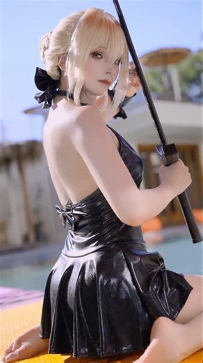 kawaii_cosplay_heaven | 超香的泳裝saber! @特软软 就你小子召唤的我? #泳池拍摄 #saber #泳装比基尼 #甜妹 #cosplay #二次元 #萌妹 #cos | Instagram