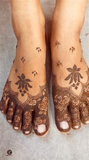Beautiful Foot Mehendi Design | Easy & Elegant Henna Design for Feet #shorts #hennadesign