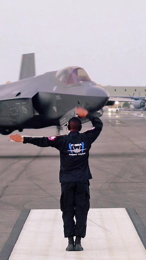 ✈️AviationLover6588✈️ on TikTok