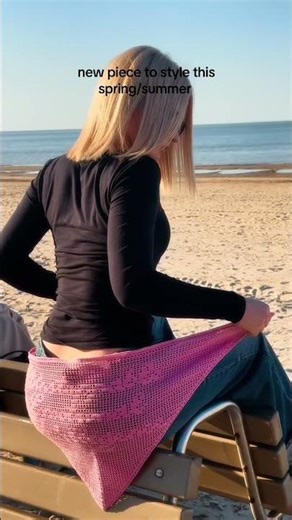 available on my etsy💗 #handmade #trianglescarf #blonde