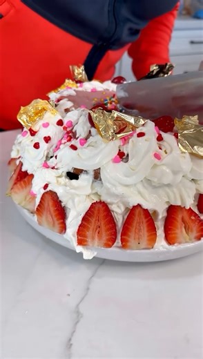 13K views · 66 reactions | Easy no-bake watermelon cake! Make this very easy cake with just a few ready and simple ingredients you can find at any grocery store! Original video produced by Network Media and Lorenzo M's Original Videos | Lorenzo's Easy Recipes | Facebook