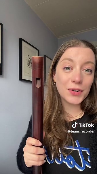 The recorder that looks like a GIANT STICK ✨ #teamrecorder #earlymusic #renaissance #renaissancemusic #baroque #baroquemusic #classicalmusic #classicalmusician #musiclesson #musicteacher #rafi #tenor #tenorrecorder #flautodolce #flautadoce #flautadulce #fluteabec #blokfluit #blockflöte