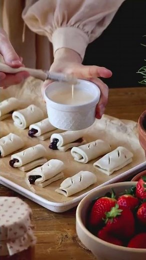 Puff Pastry Strudels with Strawberry Jam
