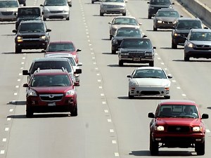 New Indiana law requires slower drivers to move into right lane