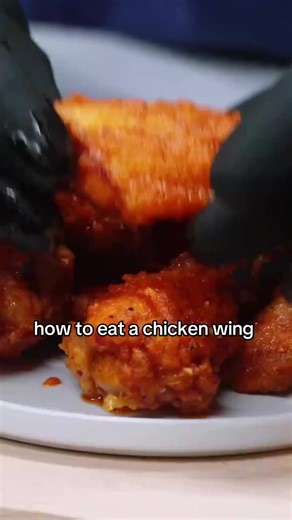 how do you eat your chicken wings? 🍗 | chicken wings
