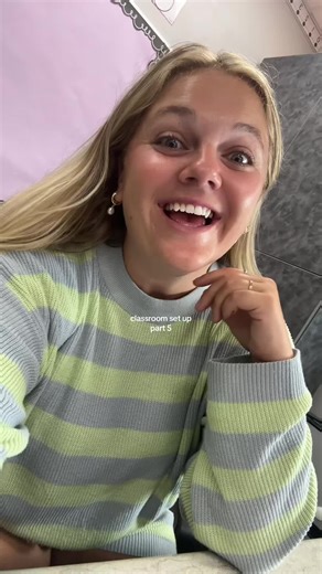 CLASSROOM SET UP: PART 5 a very successful day 🫡 (we actually had open house tonight—this video is from sunday) #backtoschool #classroom #classroomsetup #teachertok #classroomtransformation