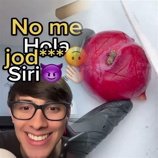 Activo el modo Super Alexa enfrente de Siri🤣😳🥵