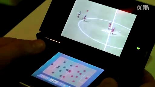 3DS《FIFA世界足球2012》实机试玩视频