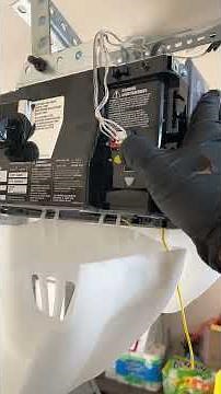 Ignore the gloves lol how to program a garage door opener / chamberlain 3/4hp
