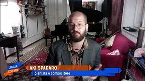Aki Spadaro, compositore palermitano residente in India, insegna nell’unica Università di musica indiana a Mumbai-Kariat. A "L'Italia con Voi" descrive quelli che sono gli obiettivi formativi e culturali che questa scuola vuole conseguire. Oggi pomeriggio in Africa e in America nei seguenti orari: 📺Johannesburg, 17.30 📺New York / Toronto, 17.00 📺Buenos Aires / San Paolo, 18.00 #RaiItalia #LItaliaConVoi | Rai Italia