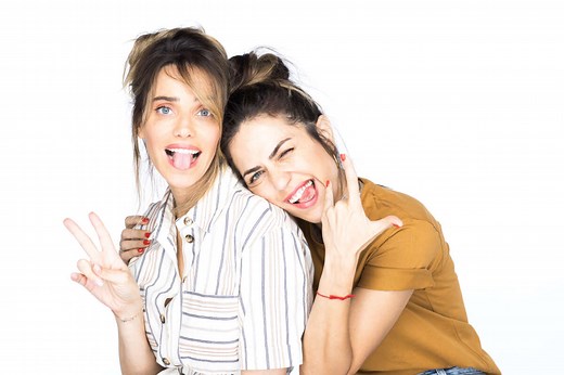 Qui sont Rotem Sela et Naomi Levov, les colocs de la romcom israélienne “Dana & Murray”, sur Arte.tv ?